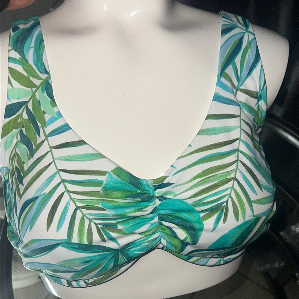 New Shade Shore 36B Tropical Leaf Print Bikini Top